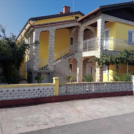 Apartments Kekec Umag Bagian luar foto