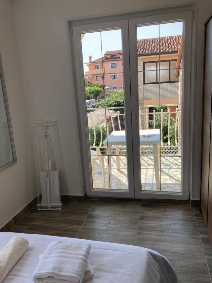 Apartments Kekec Umag Bagian luar foto